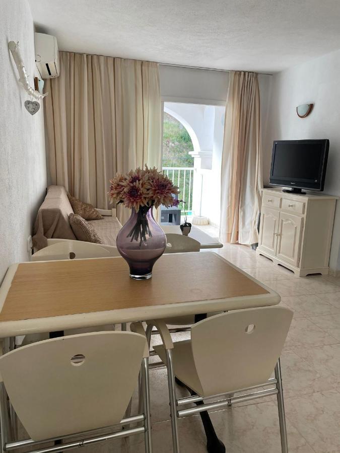 Apartamentos Torres Cardona Cala Llonga  Kültér fotó