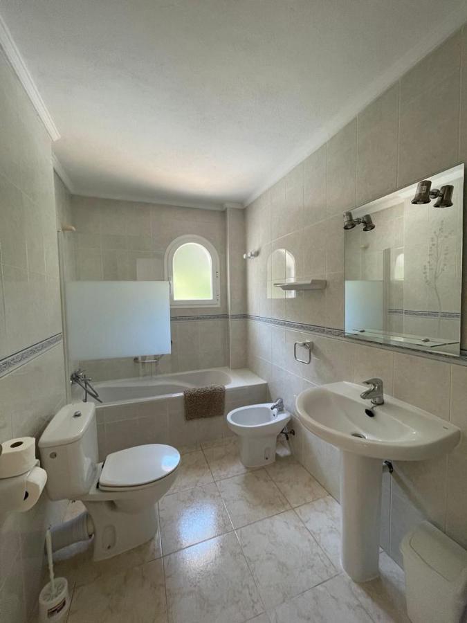 Apartamentos Torres Cardona Cala Llonga  Kültér fotó