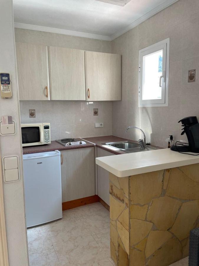 Apartamentos Torres Cardona Cala Llonga  Kültér fotó